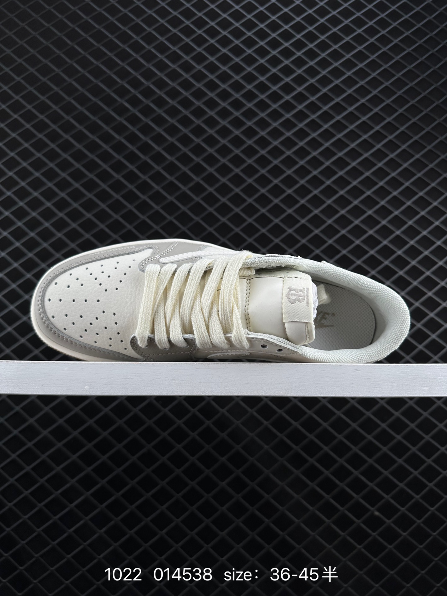 Travis Scott x Air Jordan 1 ” Reverse Mocha “